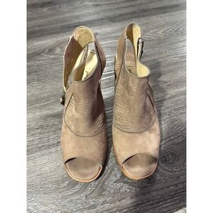 Paul Green Taupe Leather Peep Toe Booties Laser Cut Block Heel Sandals‎ Size 6.5